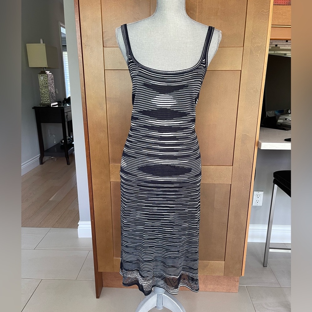 MISSONI Navy and White Striped/Patterned Body-Con Knit Dress, 44 EU/8 US